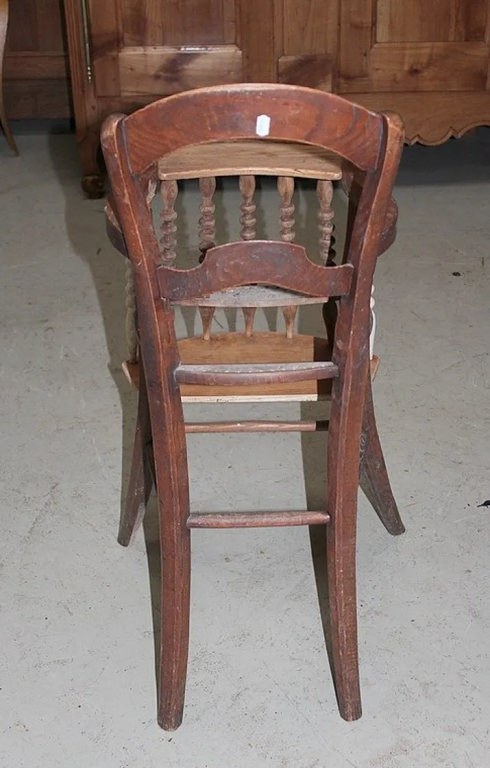 Pamono Antique Ash Wood Children's High Chair Sale