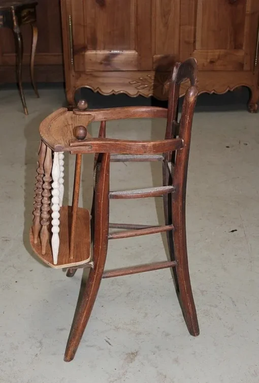 Pamono Antique Ash Wood Children's High Chair Sale