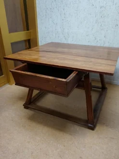 Pamono Antique Bankers Table or Merchants Table, 1800s Hot