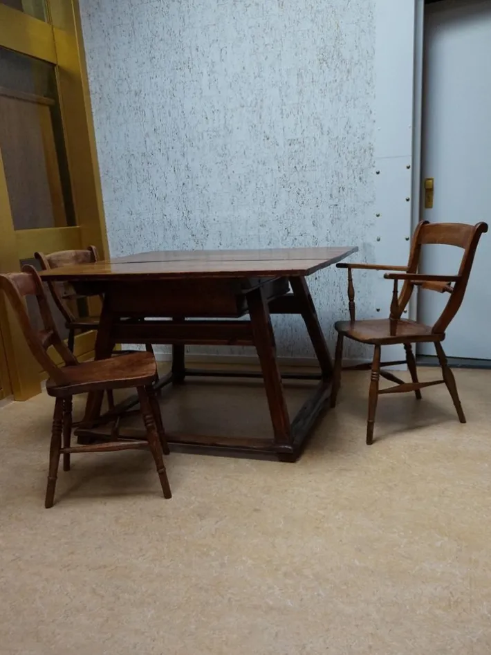 Pamono Antique Bankers Table or Merchants Table, 1800s Hot