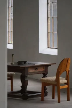 Pamono Antique Baroque Accent Table in Oak, 1890s Best