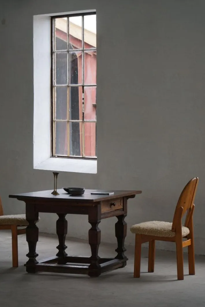 Pamono Antique Baroque Accent Table in Oak, 1890s Best