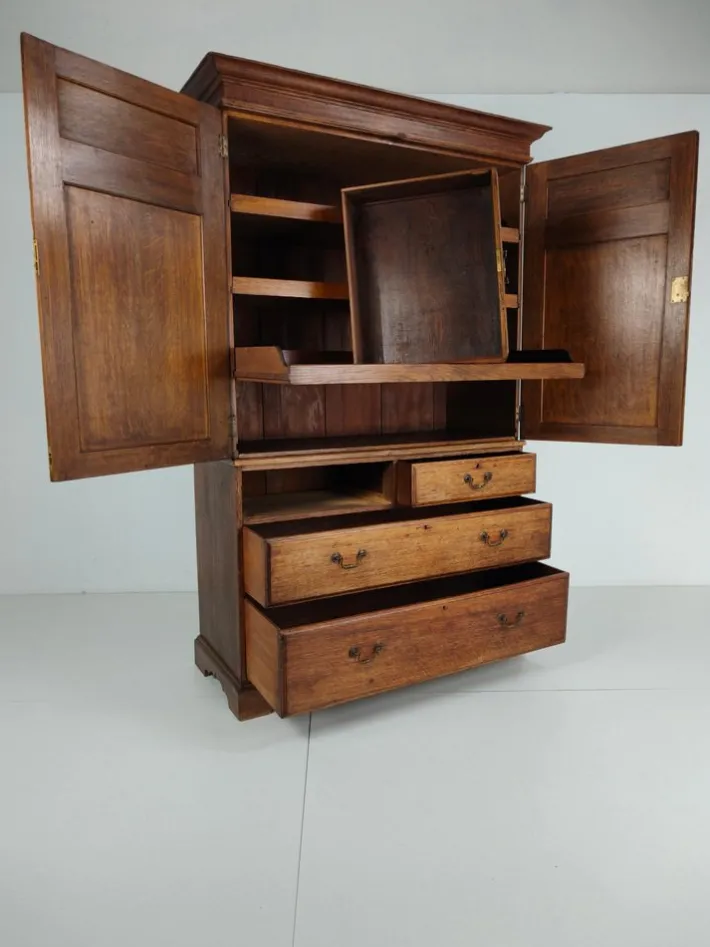 Pamono Antique Berners Street Linen Press Cabinet in Light Oak from Howard & Son's, 1800s Best