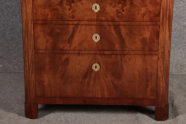Pamono Antique Biedermeier Chest of Drawers in Mahogany, 1830 Best