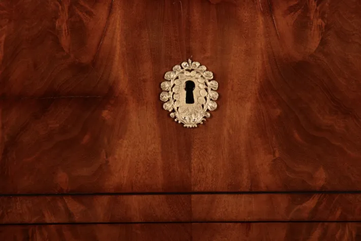 Pamono Antique Biedermeier Chest of Drawers in Mahogany, 1830 Best