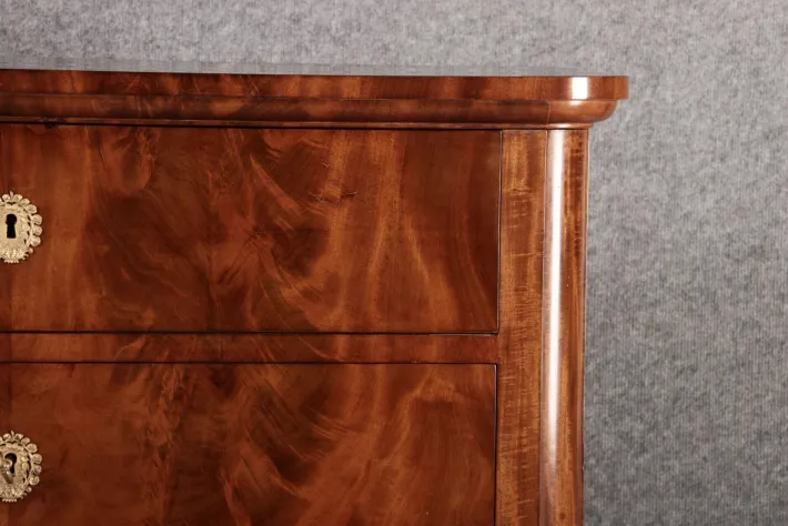 Pamono Antique Biedermeier Chest of Drawers in Mahogany, 1830 Best