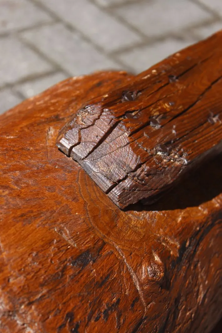 Pamono Antique Brutalist Wood Farm Tripod Chopping Block, 1890s Online