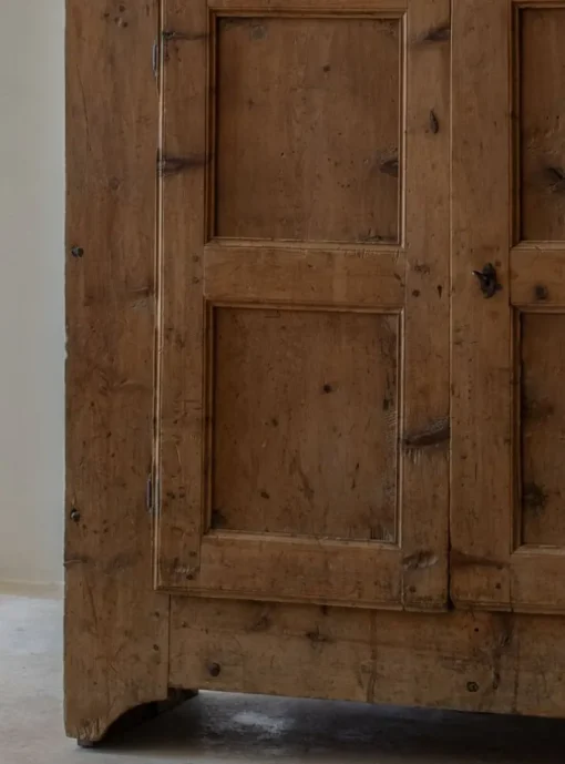 Pamono Antique Cabinet, 18th Century New