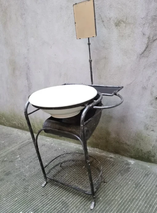 Pamono Antique Dressing Table with Mirror, 1930s Clearance