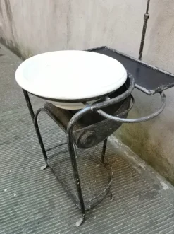 Pamono Antique Dressing Table with Mirror, 1930s Clearance