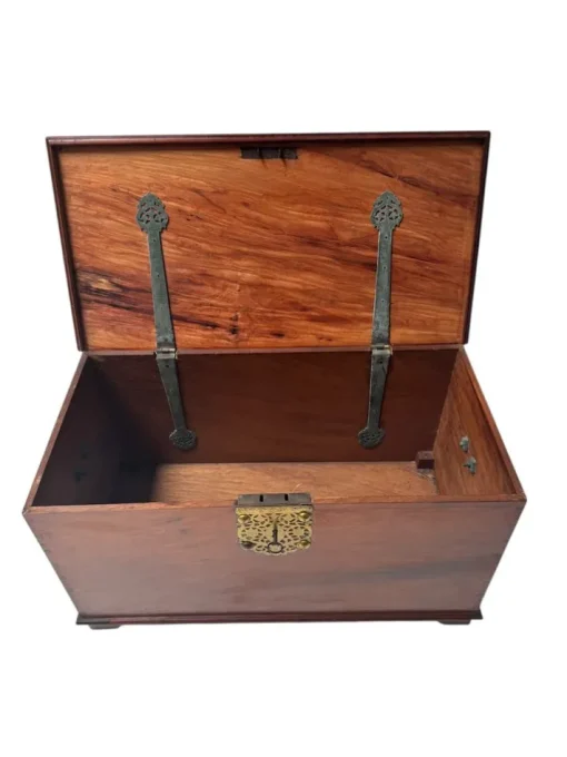 Pamono Antique Dutch Colonial Chest Hot