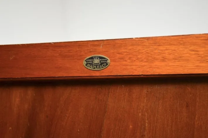 Pamono Antique Edwardian Linen Press from Maple and Co., 1890s Sale