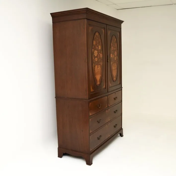 Pamono Antique Edwardian Linen Press from Maple and Co., 1890s Sale