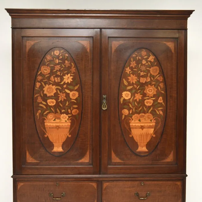 Pamono Antique Edwardian Linen Press from Maple and Co., 1890s Sale
