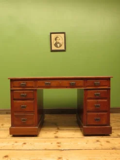 Pamono Antique English Desk, 1890s Discount