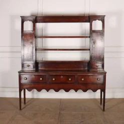 Pamono Antique English Oak Dresser, 1700s Hot