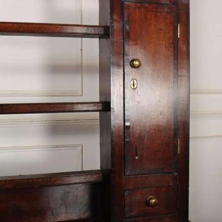 Pamono Antique English Oak Dresser, 1700s Hot