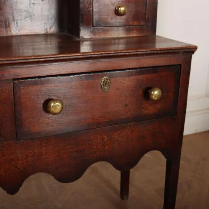 Pamono Antique English Oak Dresser, 1700s Hot