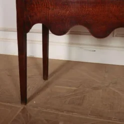 Pamono Antique English Oak Dresser, 1700s Hot