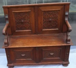 Pamono Antique German Chest Bench in Carved Oak, 1880s
