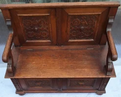 Pamono Antique German Chest Bench in Carved Oak, 1880s
