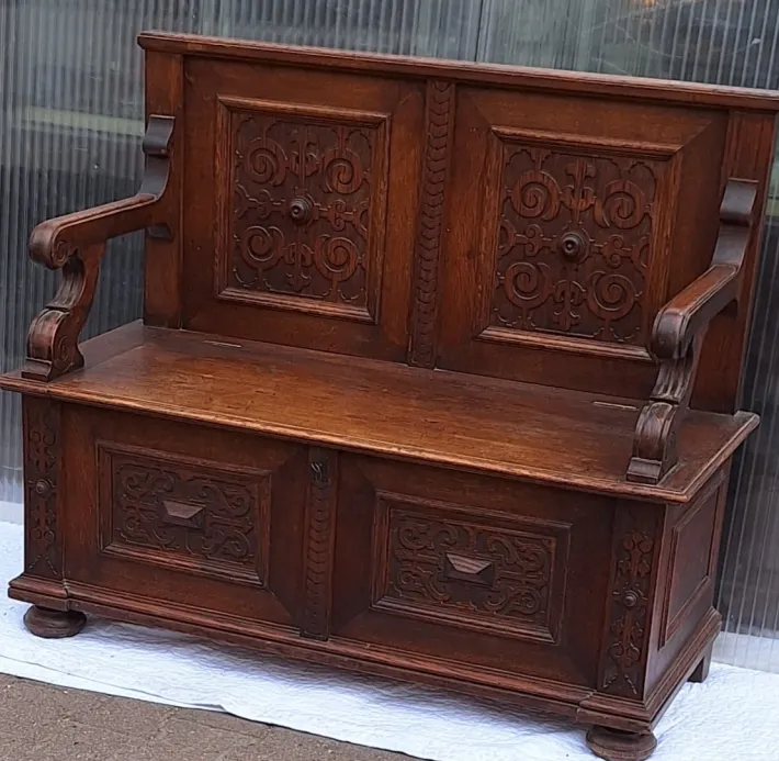 Pamono Antique German Chest Bench in Carved Oak, 1880s