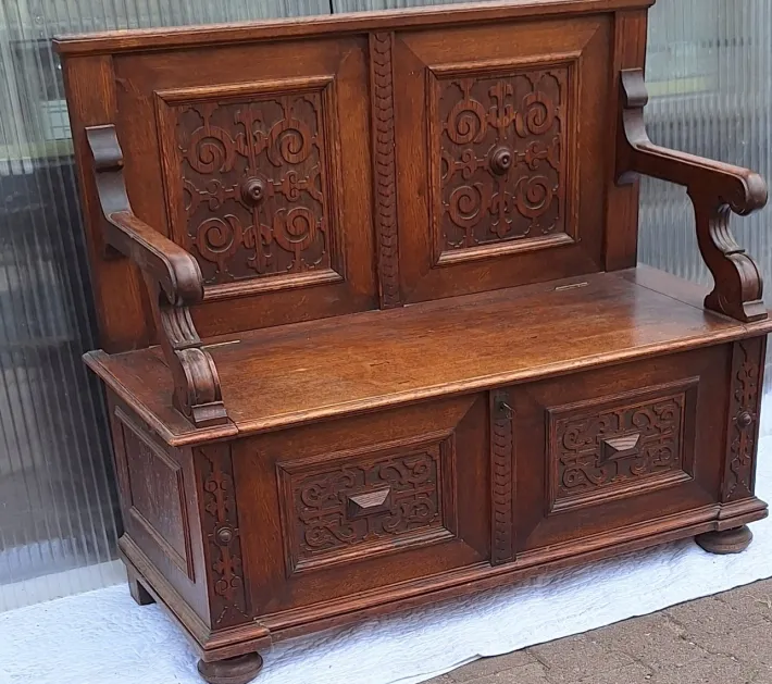 Pamono Antique German Chest Bench in Carved Oak, 1880s
