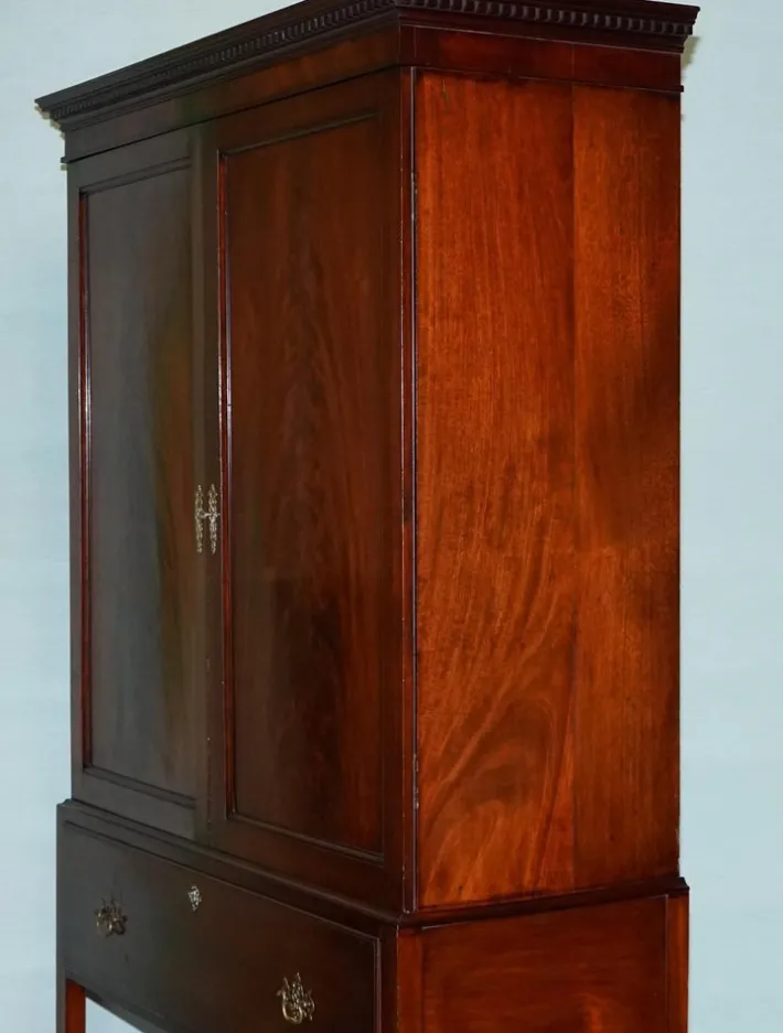 Pamono Antique Irish Georgian Style Hardwood Wardrobe from Millar & Beatty