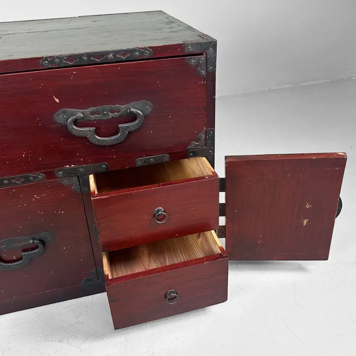 Pamono Antique Japanese Tansu Chest of Drawers, 1900s Sale