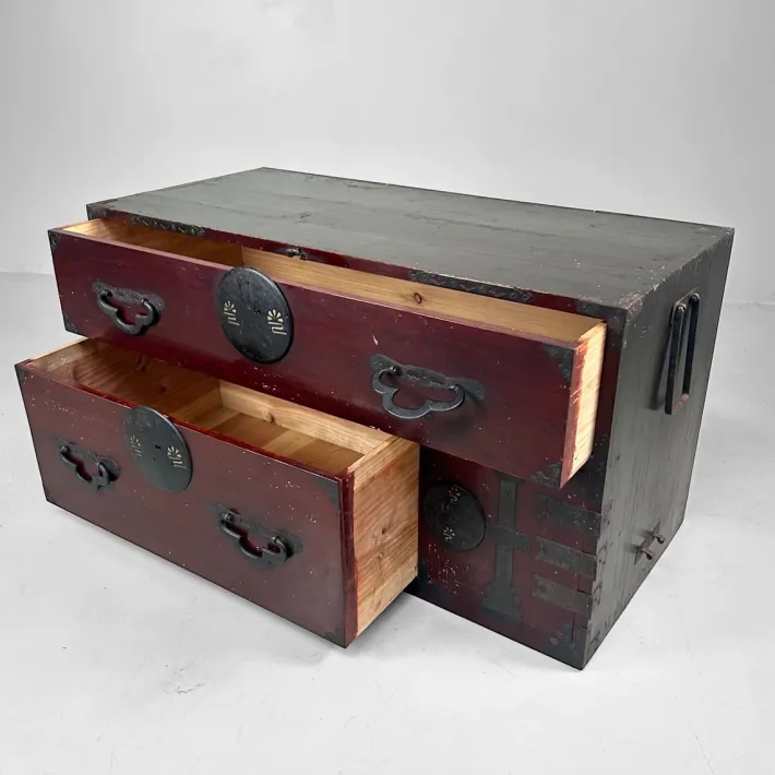 Pamono Antique Japanese Tansu Chest of Drawers, 1900s Sale