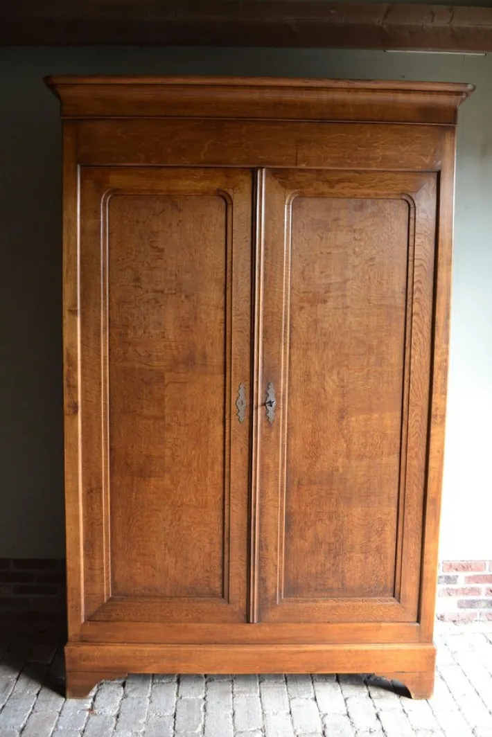 Pamono Antique Louis Philippe Oak Cabinet Sale