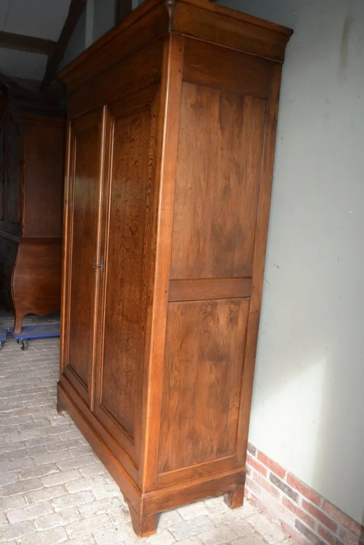 Pamono Antique Louis Philippe Oak Cabinet Sale