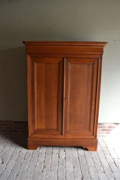 Pamono Antique Louis Philippe Oak Maiden Wardrobe Clearance
