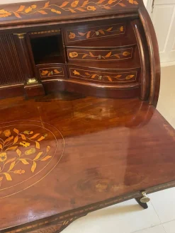 Pamono Antique Mahogany Floral Marquetry Inlaid Cylinder Bureau, 1780s Hot