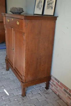 Pamono Antique Oak Empire Girls Wardrobe Clearance
