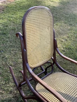 Pamono Antique Rocking Chair from Thonet