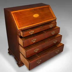 Pamono Antique Scottish Fall Front Bureau Outlet