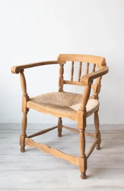 Pamono Antique Spanish Armchair, Natural Oak, Wicker Seat, 1890s