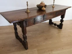 Pamono Antique Spanish Walnut Writing Table, 1700 Hot