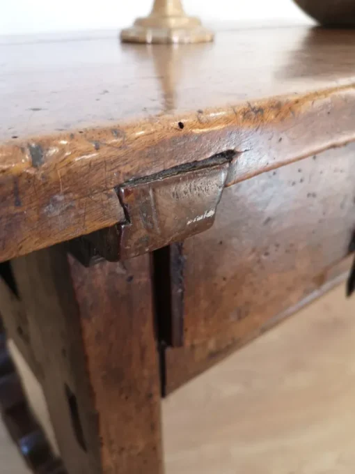 Pamono Antique Spanish Walnut Writing Table, 1700 Hot