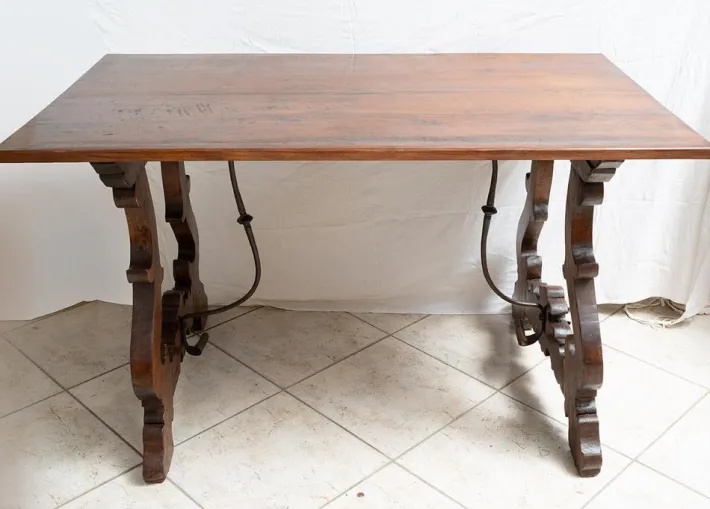 Pamono Antique Table in Solid Walnut, Naples, Early 18th Century
