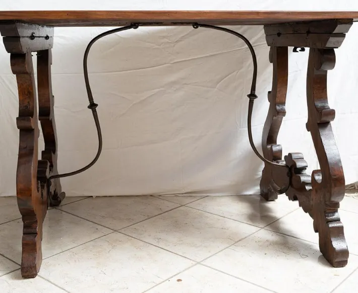 Pamono Antique Table in Solid Walnut, Naples, Early 18th Century