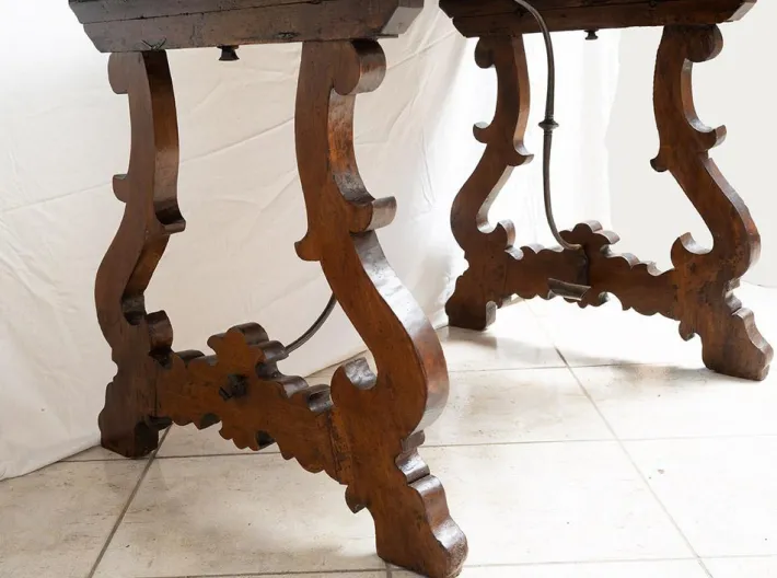 Pamono Antique Table in Solid Walnut, Naples, Early 18th Century
