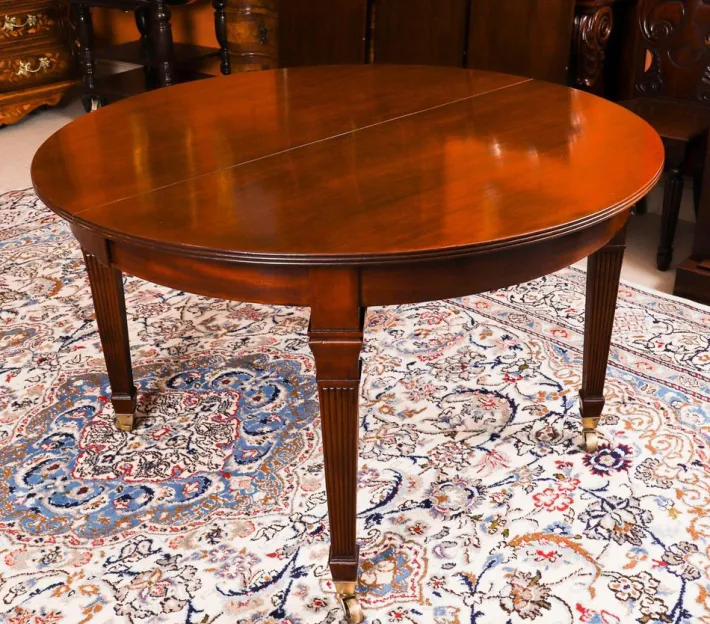 Pamono Antique Victorian Extending Dining Table and Swagback Chairs, 1890s, Set of 9 Sale