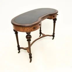 Pamono Antique Victorian Kidney Shaped Desk in Burr Walnut with Leather Top, 1860 New