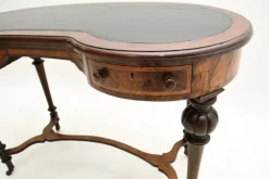 Pamono Antique Victorian Kidney Shaped Desk in Burr Walnut with Leather Top, 1860 New