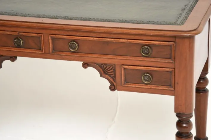Pamono Antique Victorian Leather Top Desk, 1860