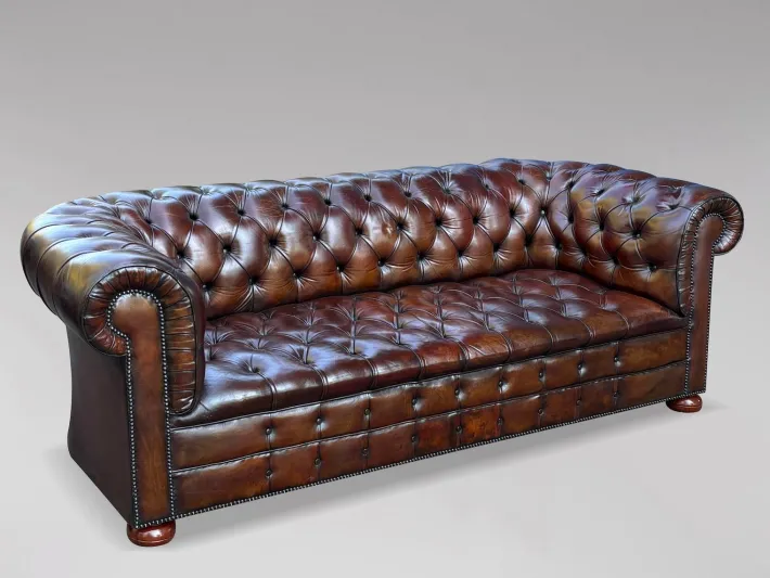 Pamono Antique Victorian Three-Seater Chesterfield Sofa in Leather, 1890 New