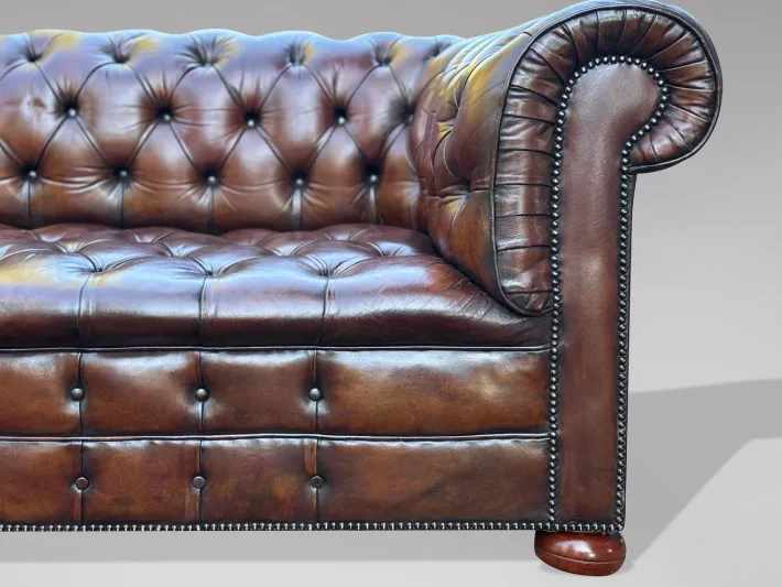 Pamono Antique Victorian Three-Seater Chesterfield Sofa in Leather, 1890 New
