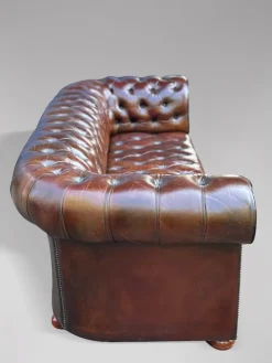 Pamono Antique Victorian Three-Seater Chesterfield Sofa in Leather, 1890 New